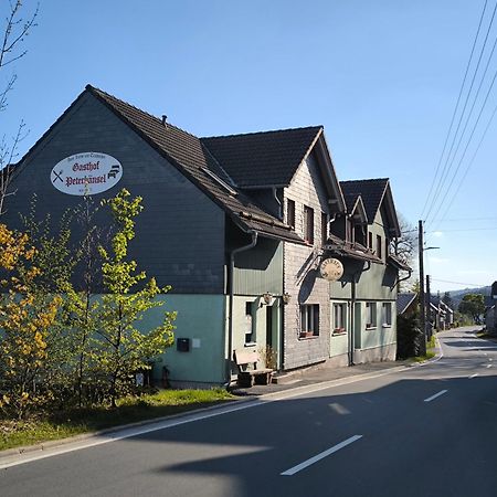 Gasthaus Und Hotel Peterhaensel Spechtsbrunn Exterior photo