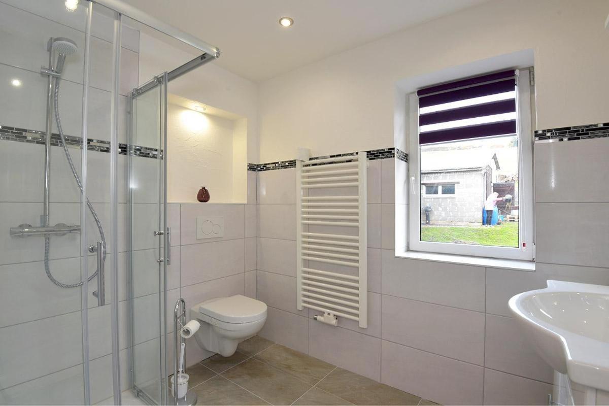 Gasthaus Und Hotel Peterhaensel Spechtsbrunn Room photo
